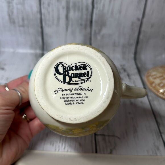 Cracker Barrel Bunny Basket Bunny Tea Set Susan Winget in Original Box - Picture 10 of 13